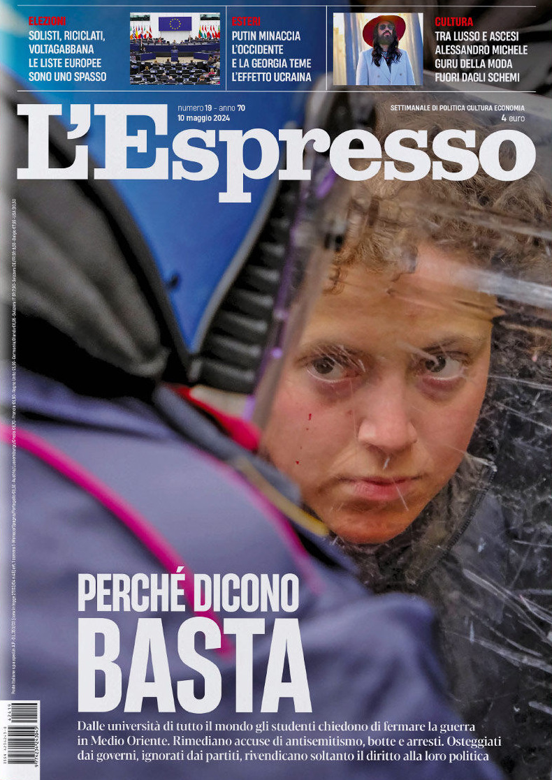 Copertina L'Espresso 10/05/2024